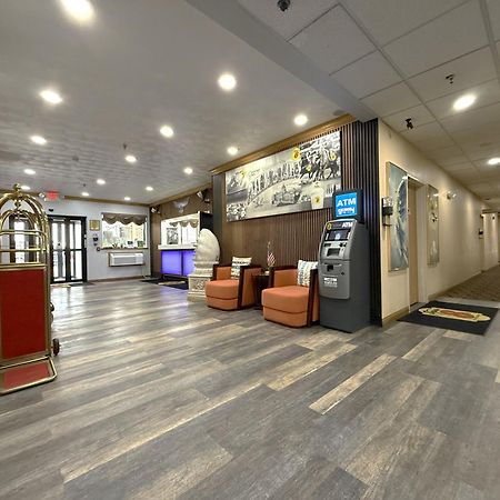 Готель Super 8 By Wyndham Uniontown Pa Екстер'єр фото
