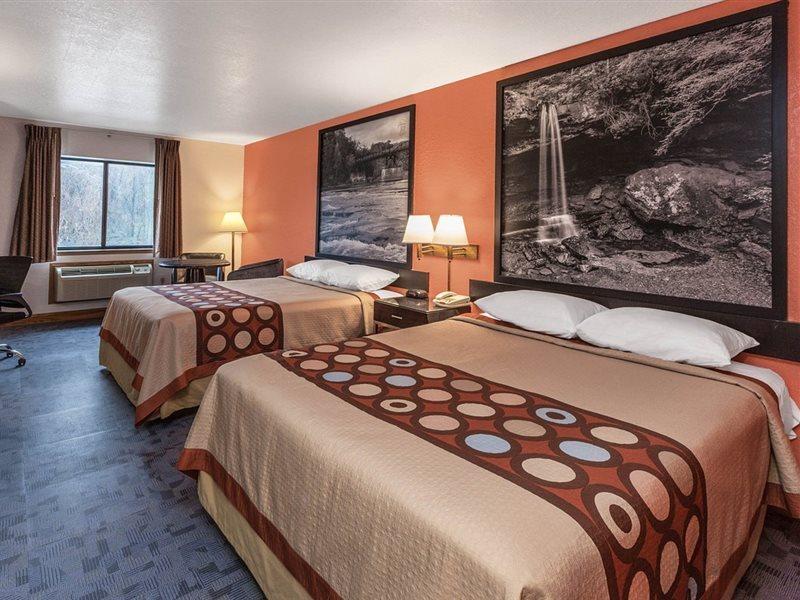 Готель Super 8 By Wyndham Uniontown Pa Екстер'єр фото