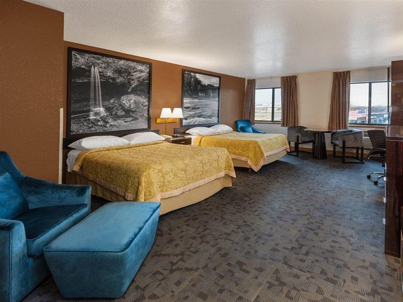 Готель Super 8 By Wyndham Uniontown Pa Екстер'єр фото