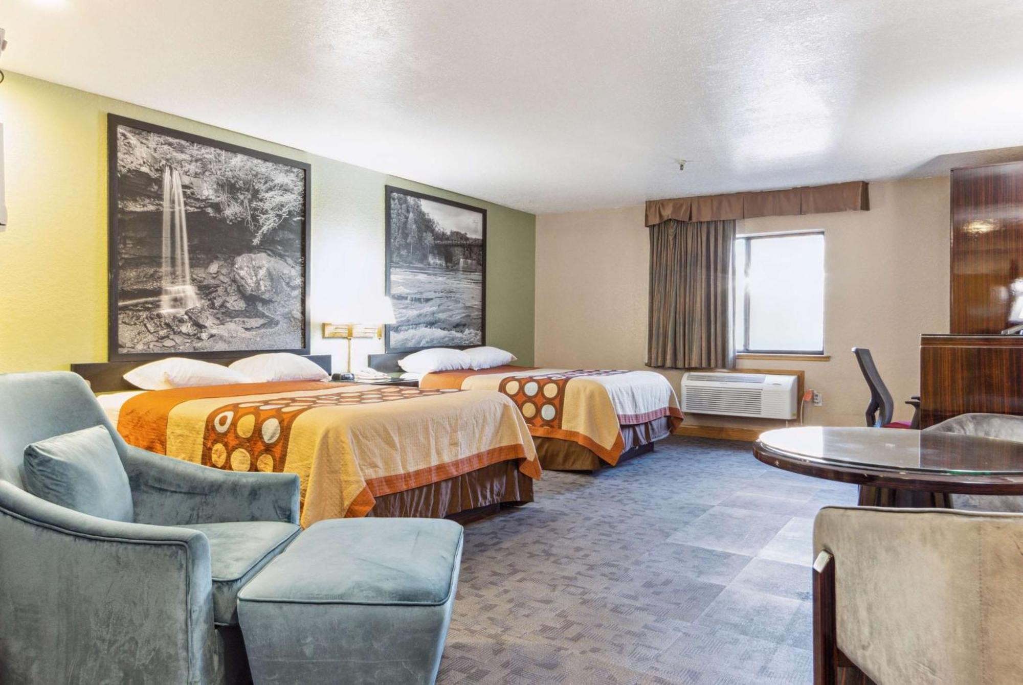 Готель Super 8 By Wyndham Uniontown Pa Екстер'єр фото