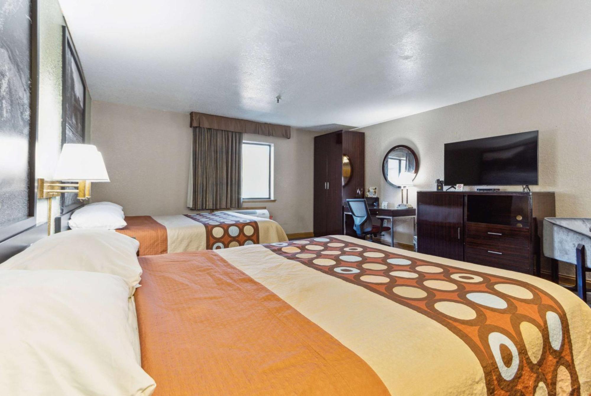 Готель Super 8 By Wyndham Uniontown Pa Екстер'єр фото